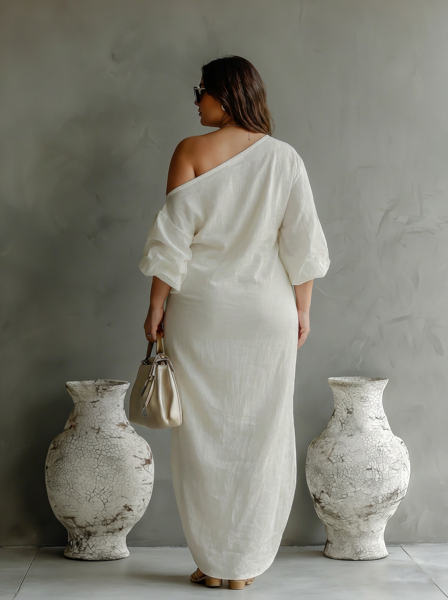 Elegant Flydende Kjole i Elfenben Hvid med Off-Shoulder