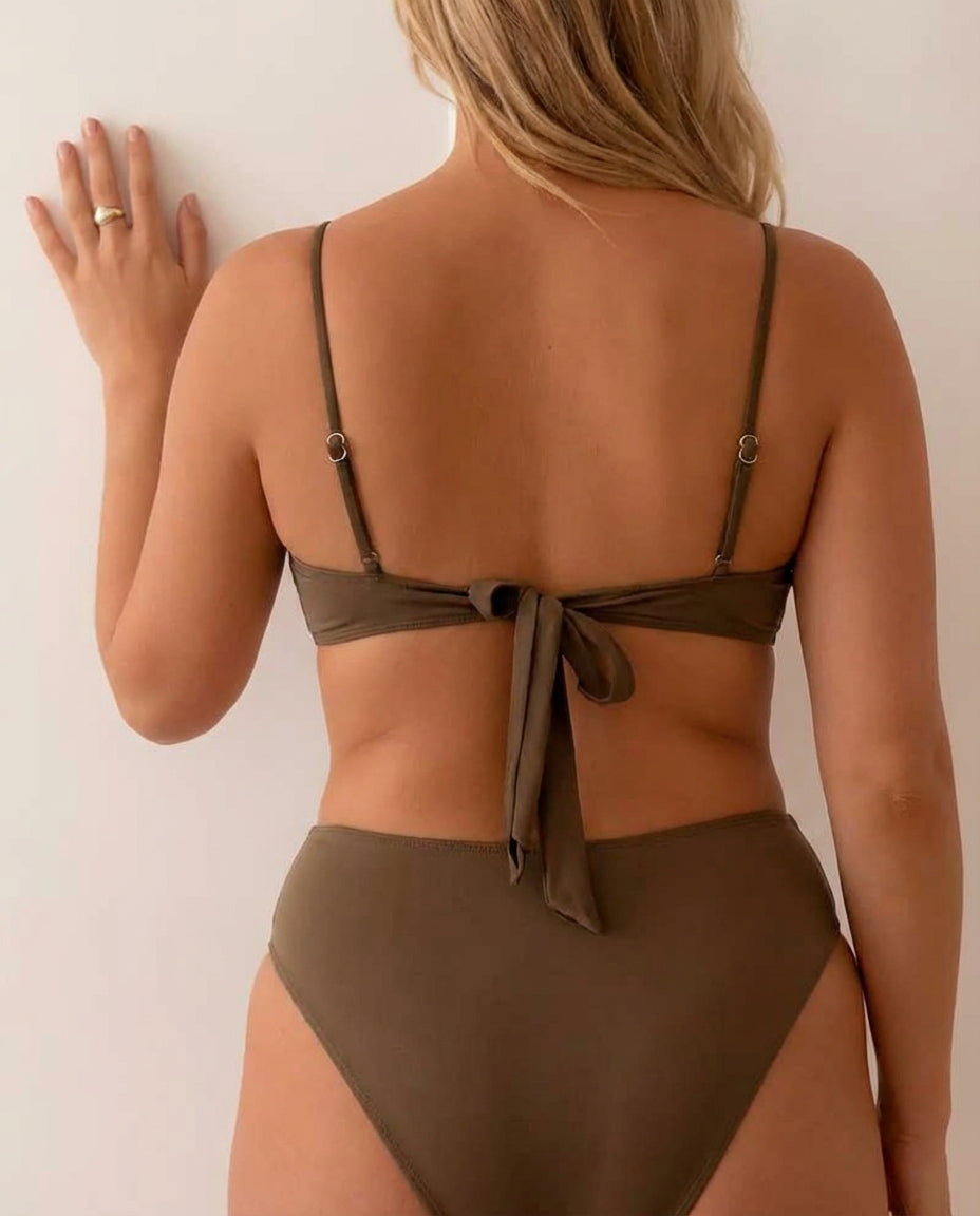 Amina | Elegant &amp; Figurformende Bikini To-Delt