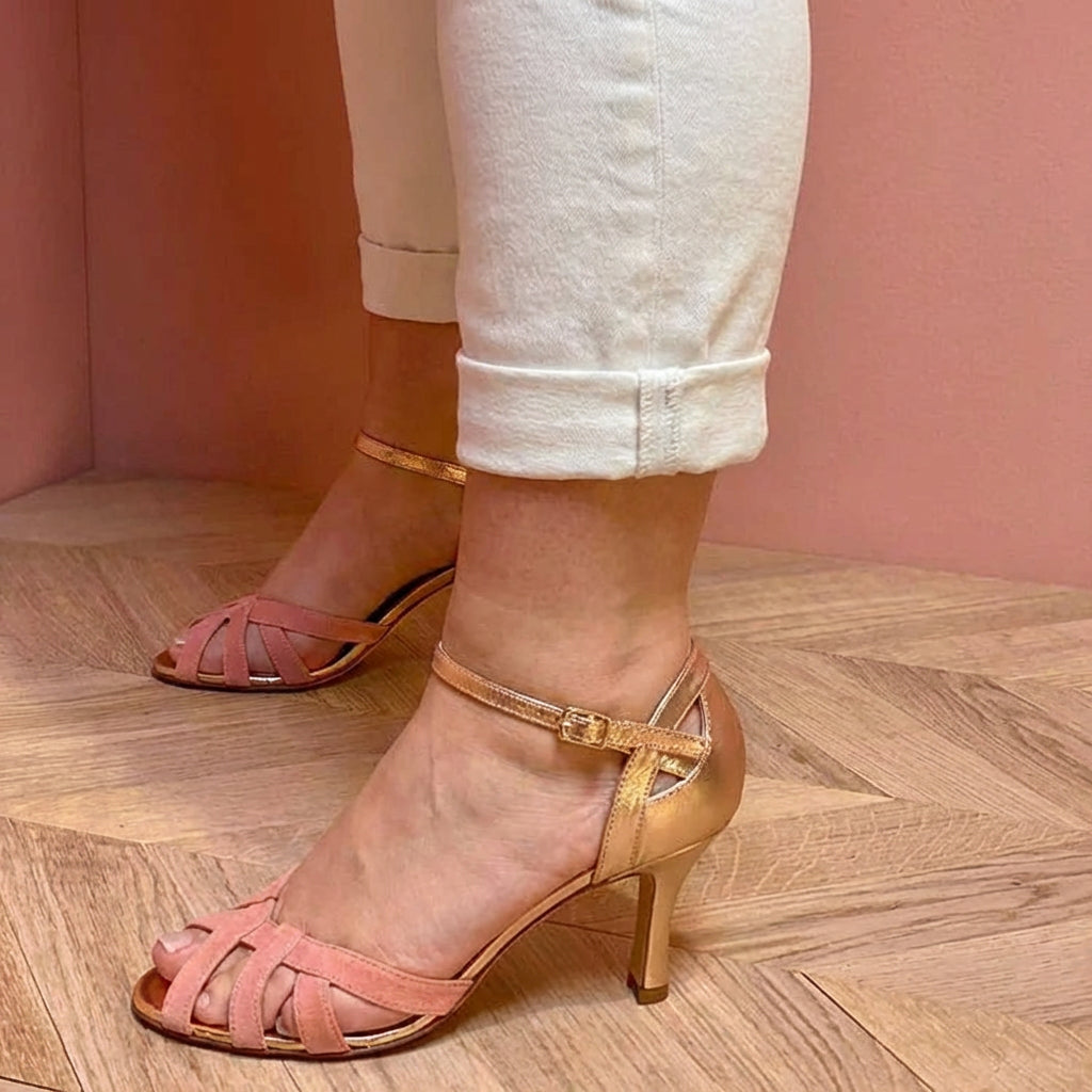 HØJE HÆLE SANDALER MED REMME