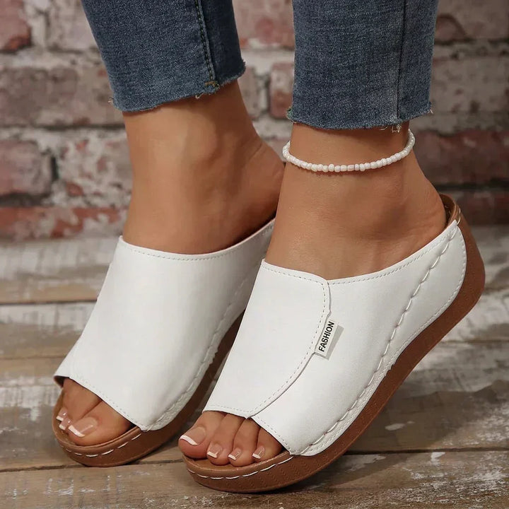 Romaine | Slip-On Sandaler