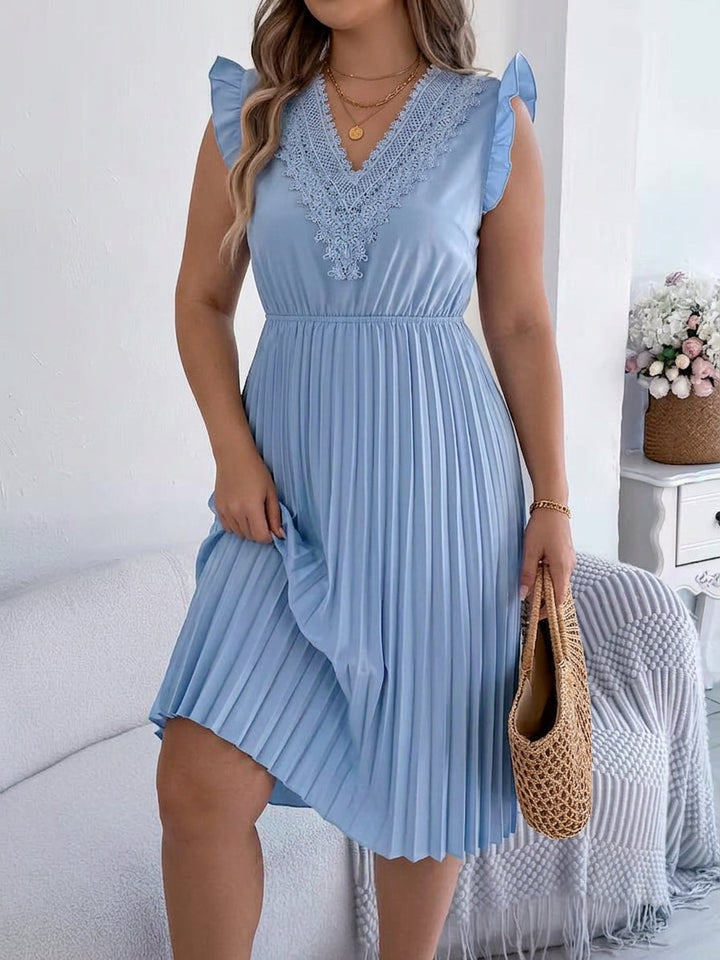 Briony – Casual V-Hals Maxi Kjole med Blonder