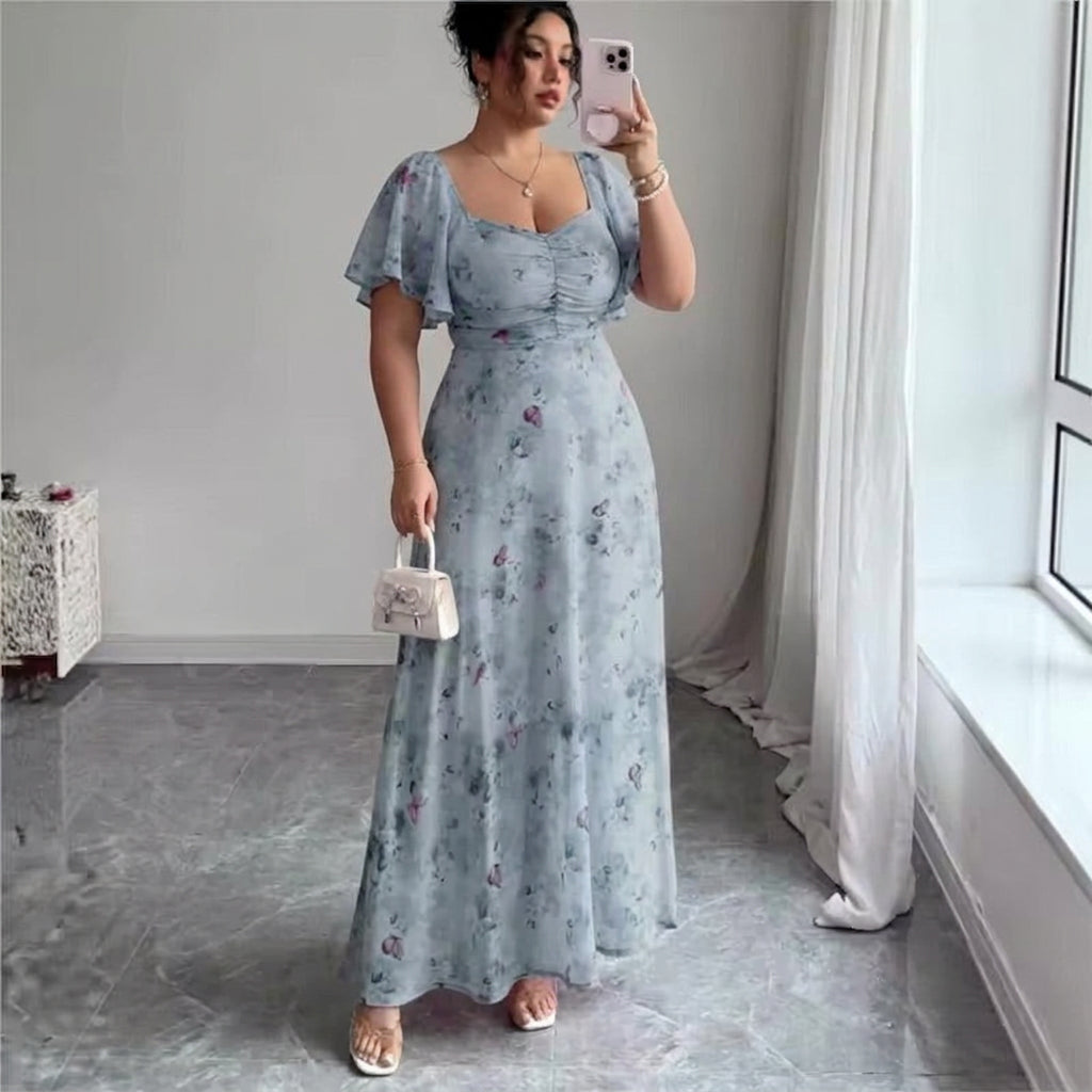 Naomi – Elegant Slim Kjole med Flæseærmer