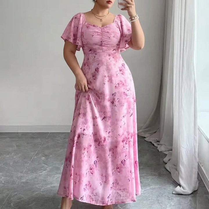 Naomi – Elegant Slim Kjole med Flæseærmer