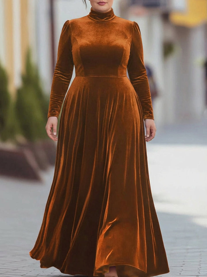 Tindra | Velvet Mock-Neck Maxi Kjole