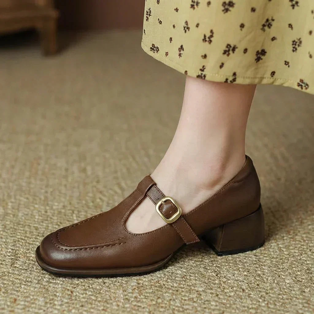 Lavinia | T-Strop Sandaler