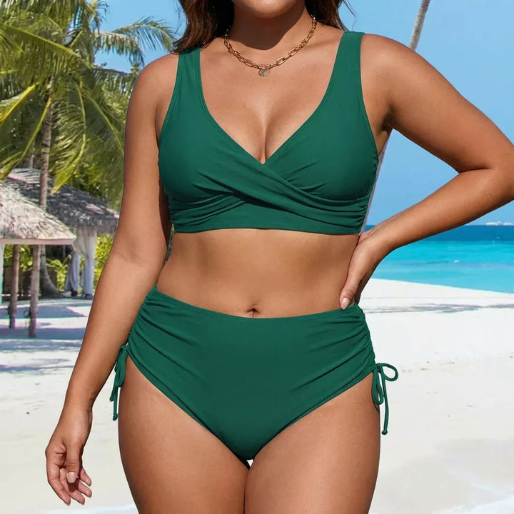 Wilhelmina | Dit maveformende bikini sæt med en stilfuld V-hals