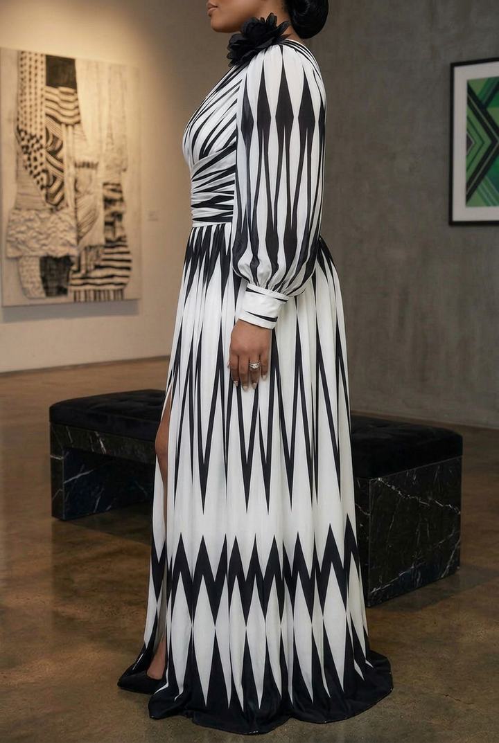 Tabitha - Elegant Stribet Maxi Kjole med Én Skulder