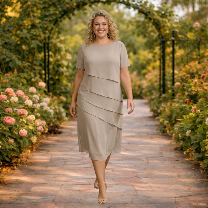 Alma | Lagdelt Chiffon Midi Kjole