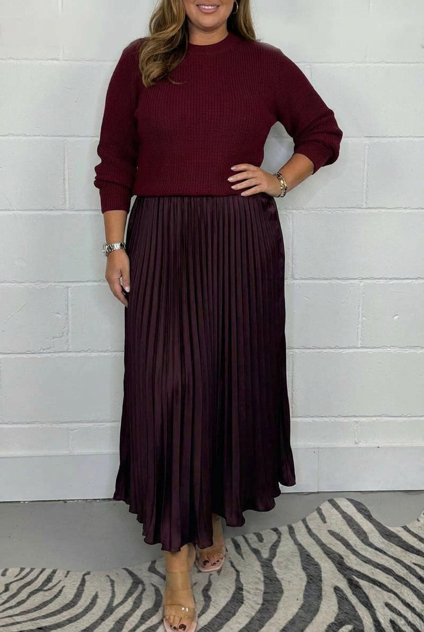 Esmé - Maxi kjole med sweater og plisseret nederdel