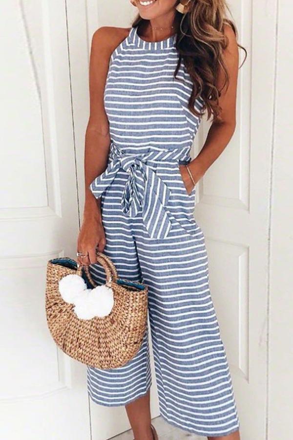 Olwen - Smuk Stribet Jumpsuit med Bindebånd i Taljen