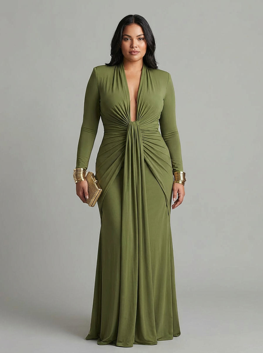 Petra Green Lang Kjole i Stretch Silke med Dybt V-Hals og Flæsedetaljer, Glamour Maxi Kjole