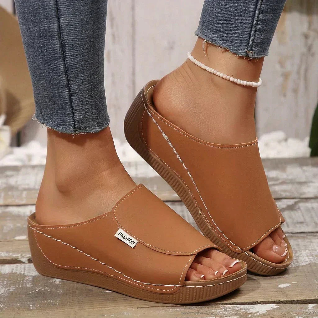 Romaine | Slip-On Sandaler