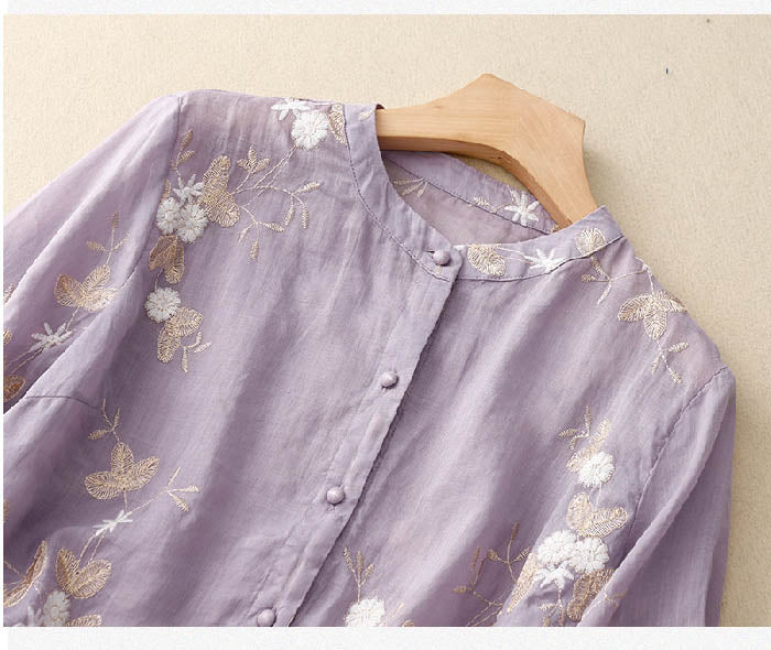 Anouk | Chic Bluse med Blomsterdetaljer